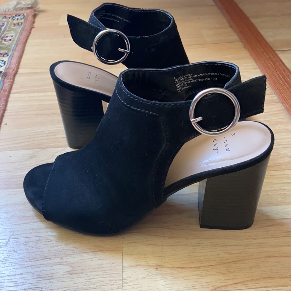Black heeled booties